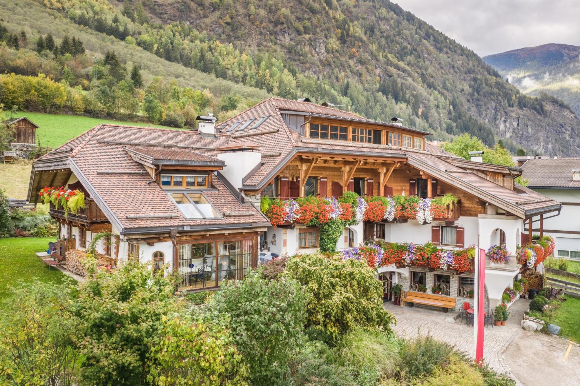 Hotel Haus Tirol Molini di Tures Esterno foto